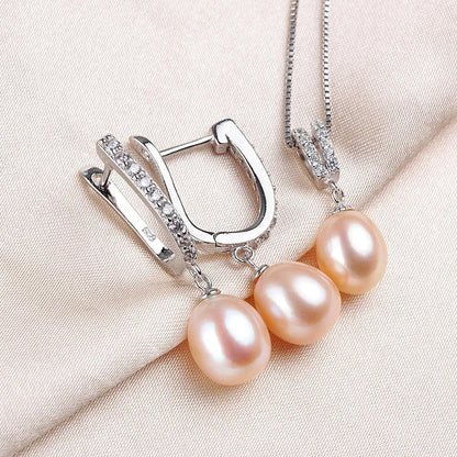 YWYC Horseshoe Freshwater Pearl Necklace and Earrings Set