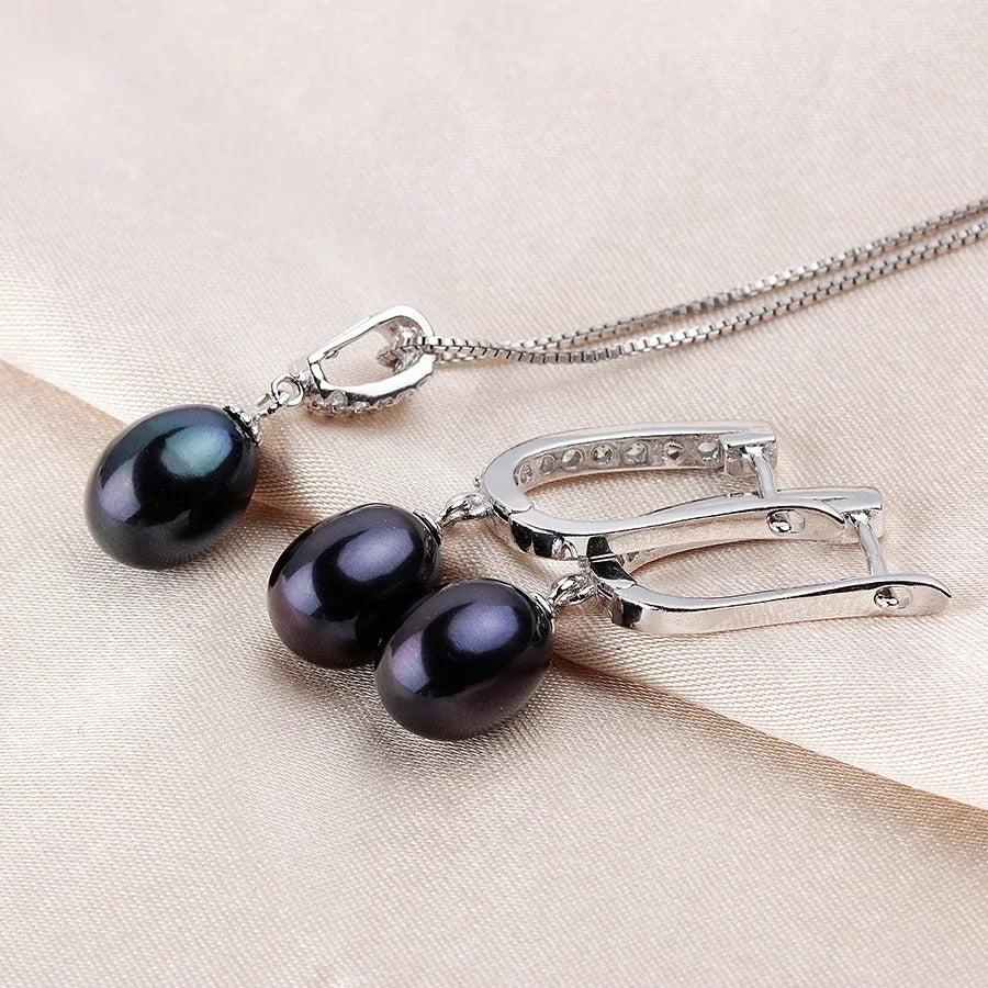 YWYC Horseshoe Freshwater Pearl Necklace and Earrings Set
